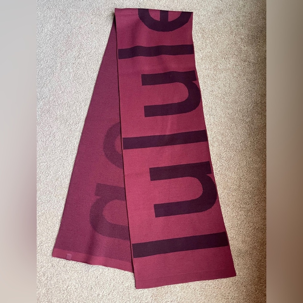 Lululemon Logo Scarf *New*